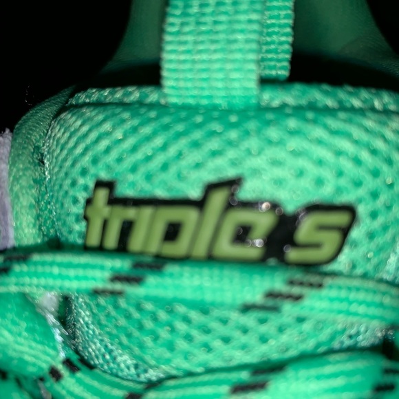 Neon Green Balenciaga Triple S - Picture 4 of 4